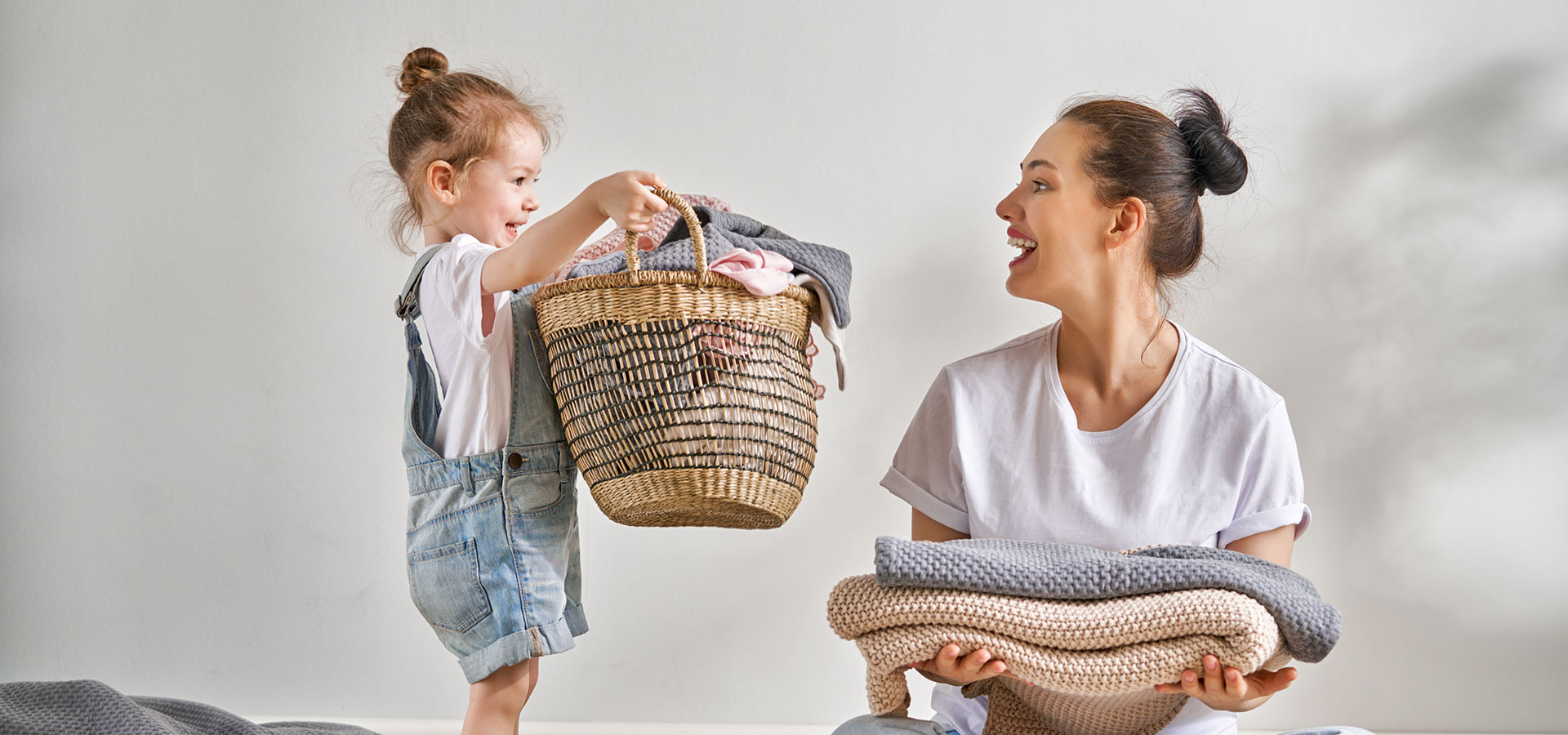 7kg Front Loader Washing Machine (AFL710W) Washing Machines Altus